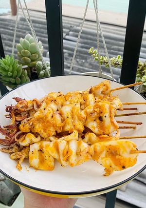 Hình của món Mực nướng sa tế.