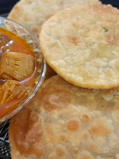 मटर की कचौड़ी (Matar ki kachori recipe in hindi) रेसिपी मुख्य फोटो