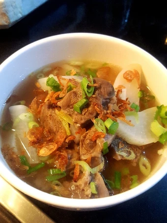 Langkah Gampang Menyiapkan Resep Sop Lobak Sapi Mama yang Lezat