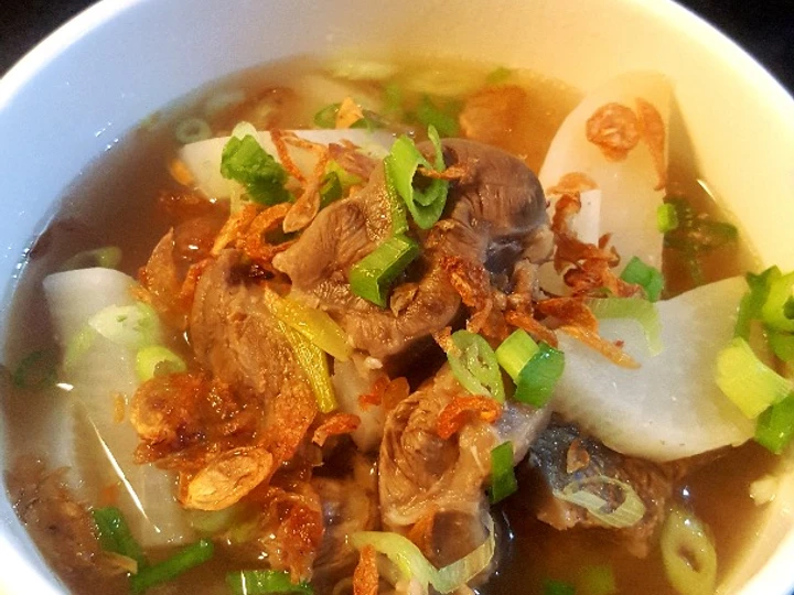 Langkah Gampang Menyiapkan Resep Sop Lobak Sapi Mama yang Lezat