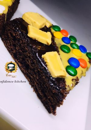 A picture of Brownie pizza.