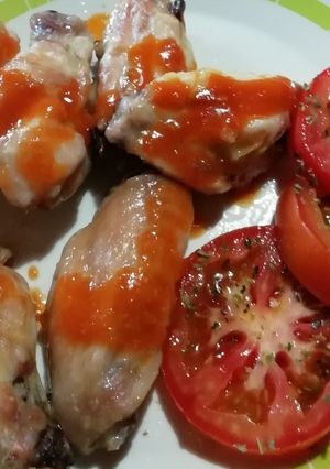 Una foto de Alitas al horno con barbacoa casera express