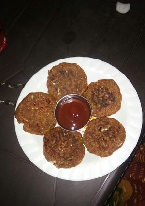 A picture of Falahari Aalu tikki chila.