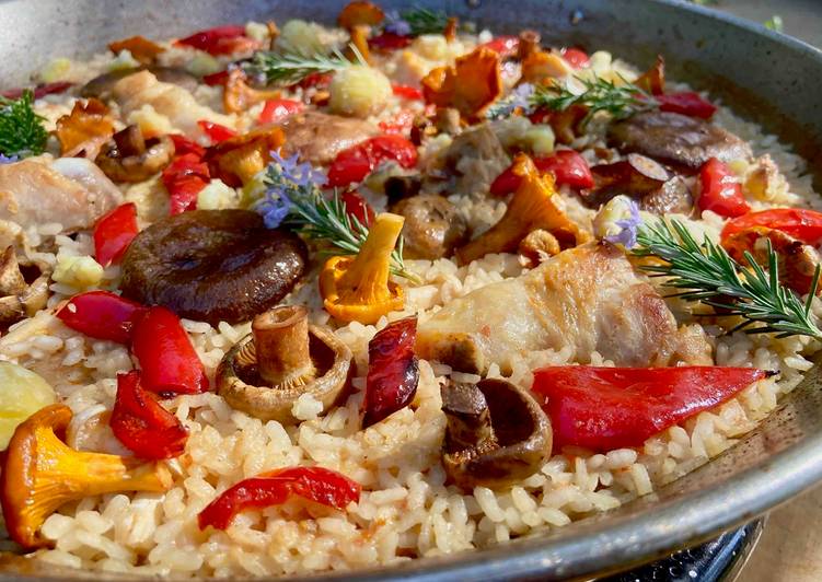 Paella de setas de temporada