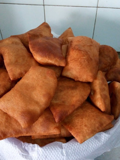A picture of Corn dogs.
