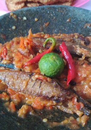 Foto resep Ikan cue penyet goyang lidah 👅