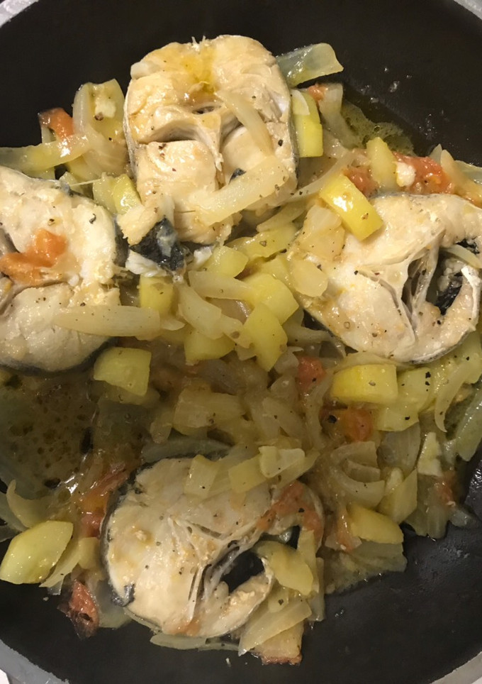 Una foto de Pescadilla al vino blanco