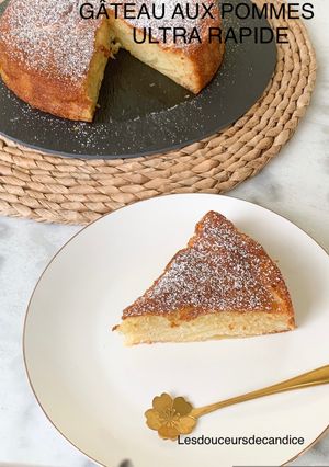 Une photo de Gâteau aux pommes ultra rapide