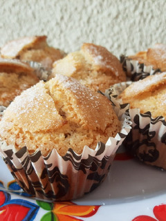 Una foto de Muffins de banana y chips de chocolate