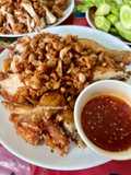 “ไก่ทอดกระเทียม”