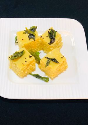 A picture of Khaman.