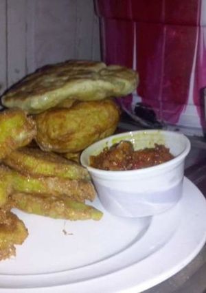 A picture of Fried Sweet potatoe with egg & milk pap.