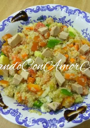 Foto principal de Ensalada de quinoa al foie
