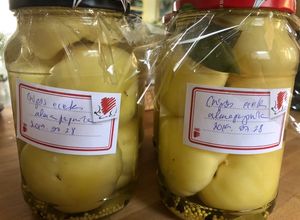 Csípős ecetes almapaprika télire recept fotója
