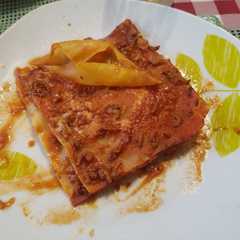 Una foto de Lasaña simple pero exquisita