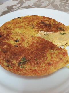 Una foto de 🇪🇸 Tortilla "española" de pasta sin gluten y vegana 🍳