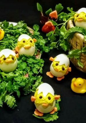 A picture of Deviled Egg Chicks.