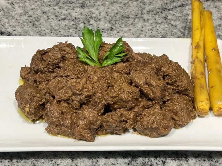 Langkah Mudah untuk Menyiapkan Resep Rendang (Beef with Coconut Milk) yang Lezat Sekali Anti Ribet, Uenak Banget