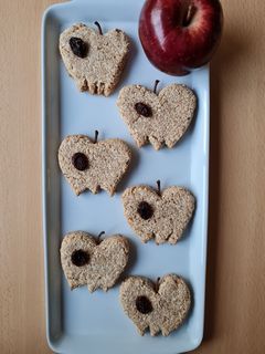Una foto de Manzanitas de avena (sin azúcares agregados) 🍎🍏