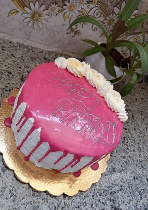 عکسی از دستور کیک تولد با روکش صورتی