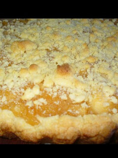 Una foto de Tarta de manzana sin huevo Apple crumble vegana