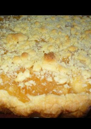Una foto de Tarta de manzana sin huevo Apple crumble vegana