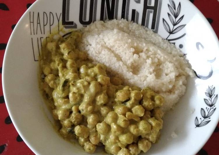 Garbanzos con curry verde