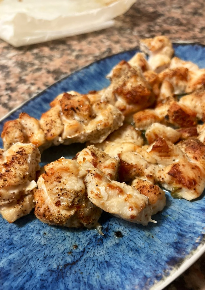 Una foto de Pollo frito (sin freír) en freidora de aire