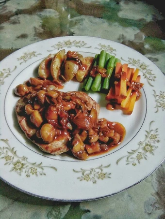 Langkah Mudah untuk Menyiapkan Resep Chicken Steak with Mushroom Sauce yang Uenak Anti Ribet, Menggugah Selera