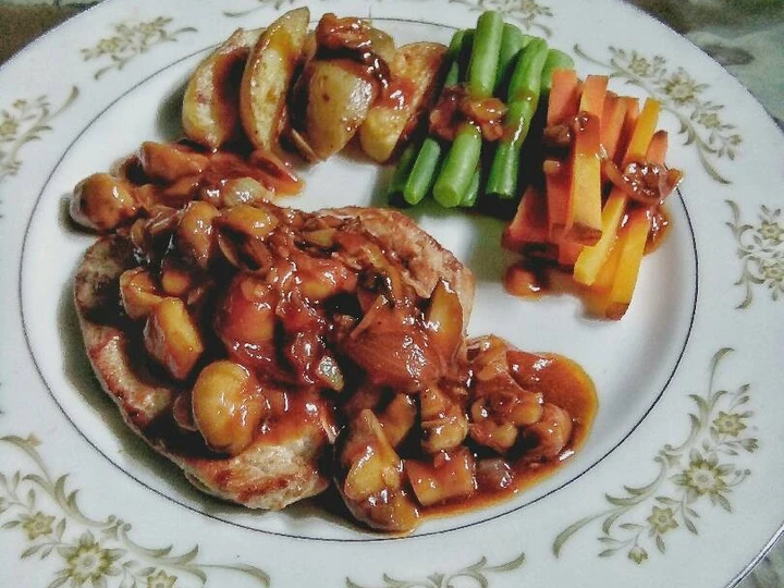 Langkah Mudah untuk Menyiapkan Resep Chicken Steak with Mushroom Sauce yang Uenak Anti Ribet, Menggugah Selera