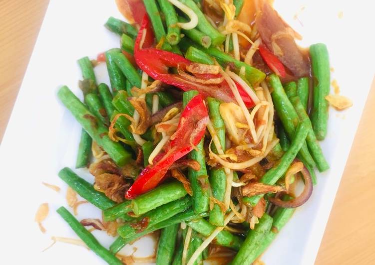 Oseng kacang panjang saus balacan