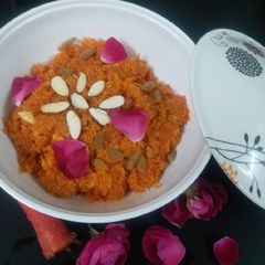 A picture of Gajar ka halwa.
