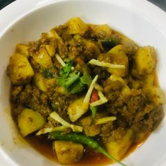 A picture of 3 spices mutton qeema alu.