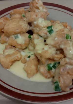 Foto resep Ayam Tepung Saus Telur Asin