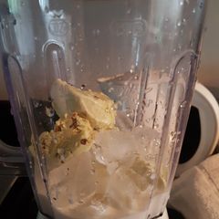 Pistachio Milkshake A picture of Pistachio Milkshake.