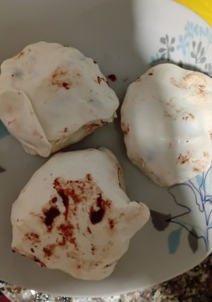 Una foto de Bolas de Chocolate Amargo y Fresa