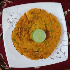 A picture of Thalipeeth.