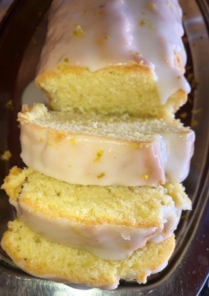 Una foto de Budín Súper Húmedo de Limón