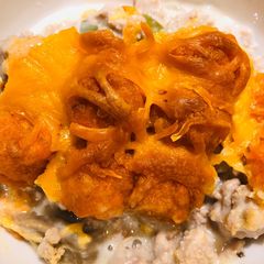 A picture of Turkey 🦃 Tator Tot Casserole 🥘.