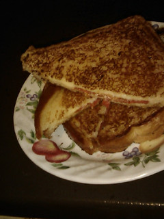 A picture of Grilled cheese and pepperoni 🍕 pizza sandwich.