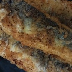 A picture of Fried fish.