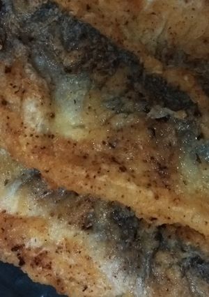 A picture of Fried fish.