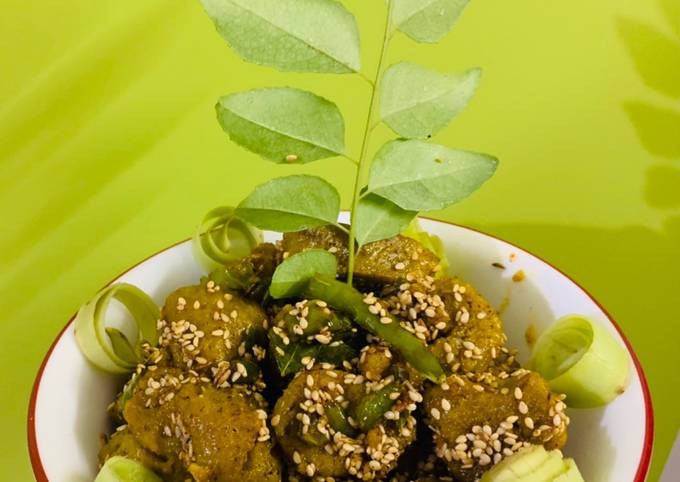 Simple Way to Prepare Homemade Muthiya (from bottle gourd)