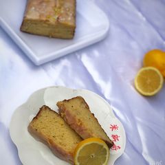 A picture of Lemon cake.