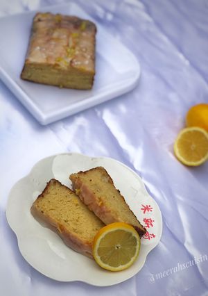 A picture of Lemon cake.
