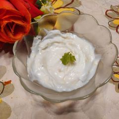 A picture of Mayo garlic dip.