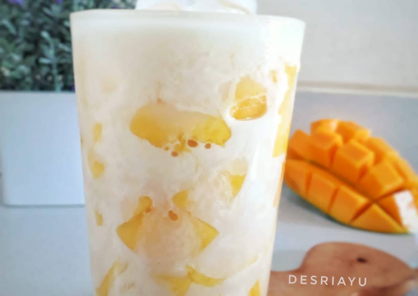 Es Mangga Yakult