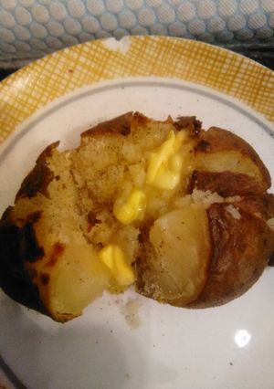 A picture of Plain baked potato 🥔.