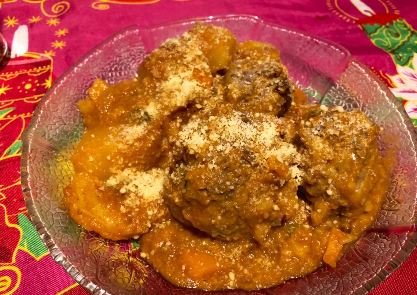 Albóndigas con papas estilo estofado