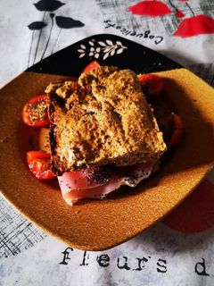 Una foto de Pan de avena al microondas